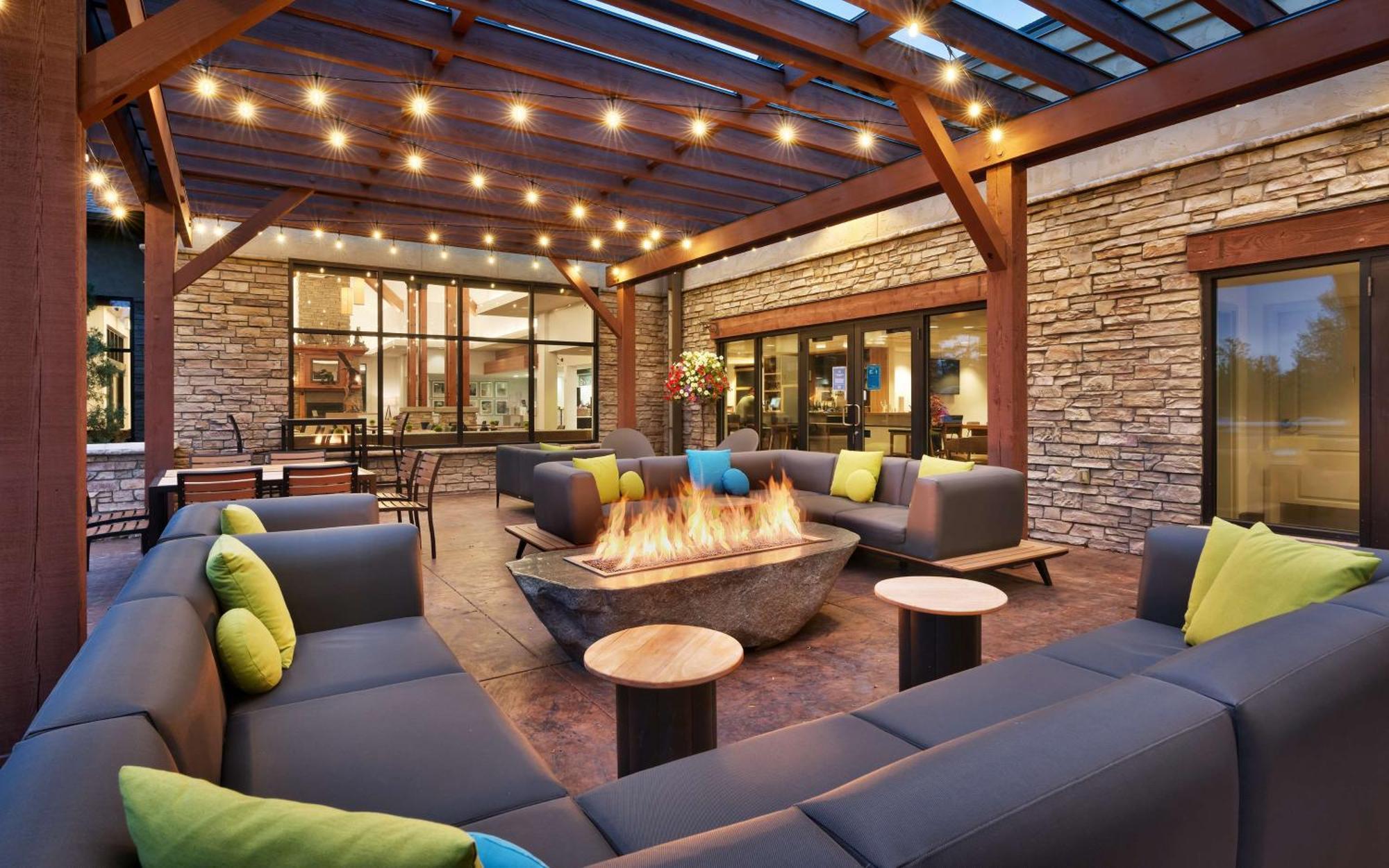 Hilton Garden Inn Бозман Экстерьер фото